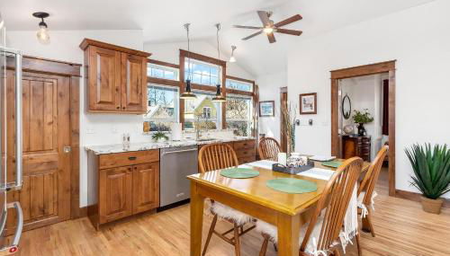 The Beautiful Bears Den! Walk to Old Town and CSU! - Foto 5