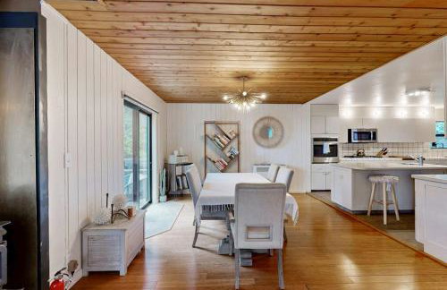 Tree House - Photo 3