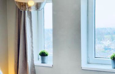 Top Floor Apartment with Castle Views - Foto 9