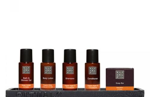 Three Little Pigs Luxury Cottage - Photo 11