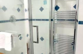 Amazing Location - City of London- 2 Bedroom Stunning Canal View House With Private Garden,Parking & Balcony - Foto 44