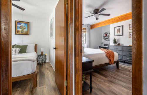 Cozy Chalet in the Pines - Foto 25