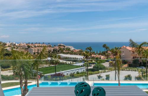 Luxury 2BR Seaviews - Santa Barbara Heights - Photo 22
