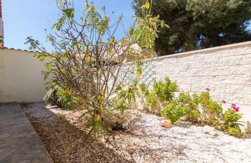 Charming one-floor villa with private pool in Los Balcones - Foto 29