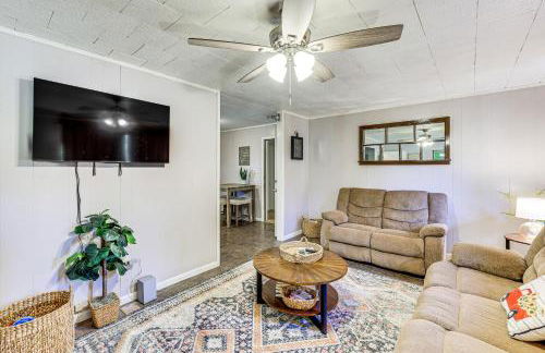 Rural Escape Near Lake Ouachita with Gas Grill! - Foto 6