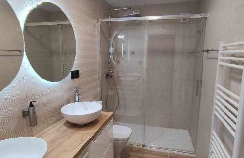 Precioso Apartamento 2 Hab con Bañera Hidromasaje - Foto 14
