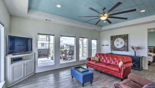 Steps to Gulf Crystal Beach Home with Deck and Views - Foto 2