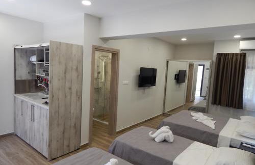 Nioplias Luxury Apartments Pefkohori - Photo 49