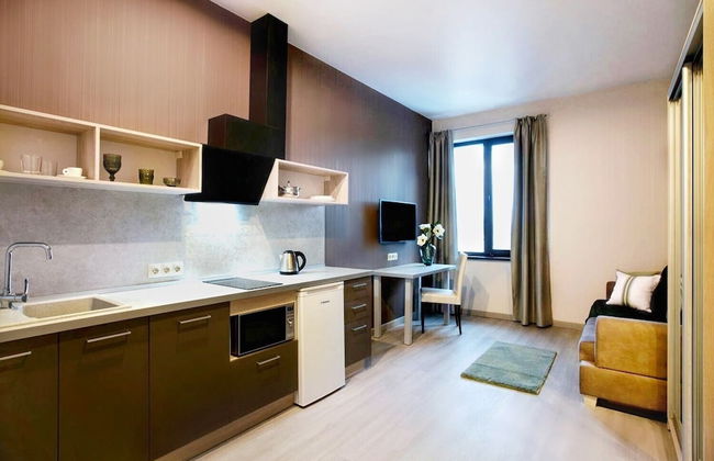 Tulip Apartments - Photo 18