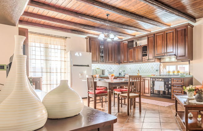 2 bedroom House in Partinico - Photo 3