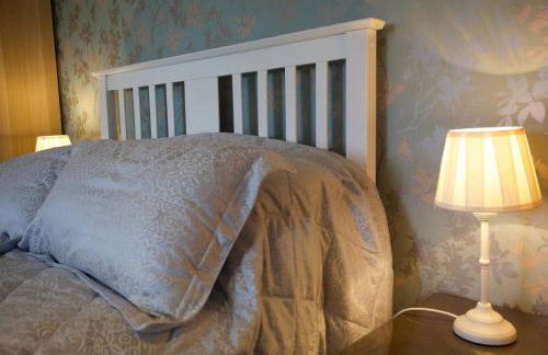 Highridge Apartment - Photo 14