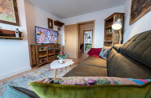 Schloßberg-Domizil mit Weitblick - Arbeitsplatz, Balkon, Netflix, Badewanne & Yogamatte - Foto 1