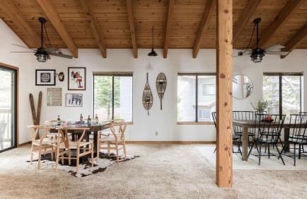 Wolfe by AvantStay | 5mins NorthStar! Fireplace, 2 Private Decks! - Foto 20