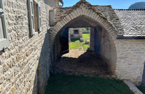 Banassac Canilhac Gite pour 4 personnes avec piscine partagée et vue panoramique en Lozère - Foto 8