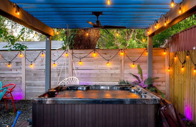 Heated Pool Haven w Hot Tub Downtown 3 mi - Photo 24