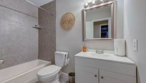 Frenchmen St Townhome - Foto 5