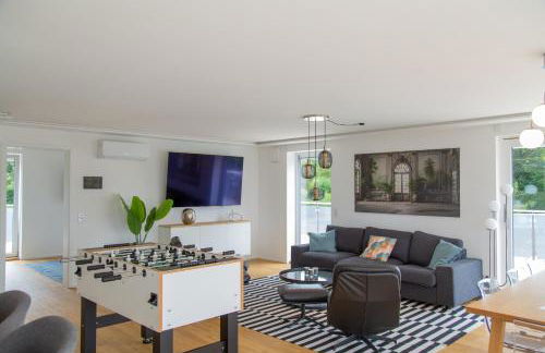 Exklusives Penthouse mit Whirlpool, Panoramaterrasse, Kino & Tischfußball für bis zu 8 Personen - Foto 14