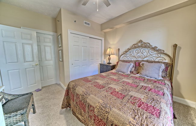 Beautiful Beachfront Condo with Pool View - Unit 0203 by RedAwning - Foto 7