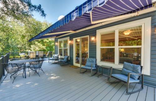 Spacious Lake Hartwell Home with Private Boat Dock! - Foto 27