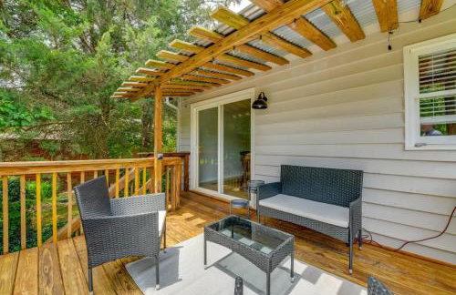 Pet-Friendly Mooresville Escape with Fenced Yard and Lake Access - Foto 23