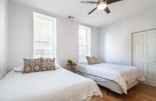 ENTIRE BUILDING-Walk to Lincoln Park or The Beach - Foto 6