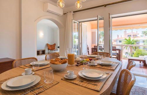 Luxury Colina Park - Photo 32