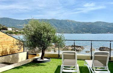 PIEDS DANS L'EAU, TIUCCIA, appartement 2-4 pers - Foto 1