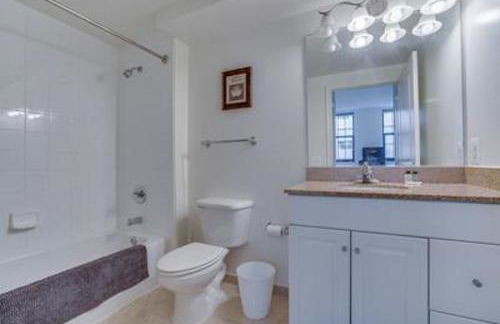 Waterfront Baltimore 2BR Furnished Apartment apts - Foto 11