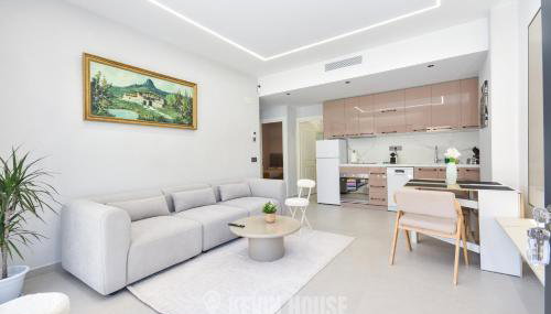 Kevin House - Serra Brava, Lloret de Mar - Photo 3, stove