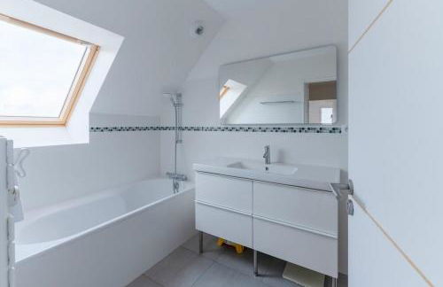 TY KREIZH - Maison neuve avec piscine proche mer - Foto 19