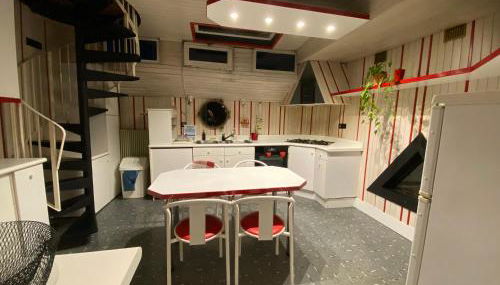 Péniche Amadeus conviviale et cosy , proche de Disney et de Paris - Foto 5