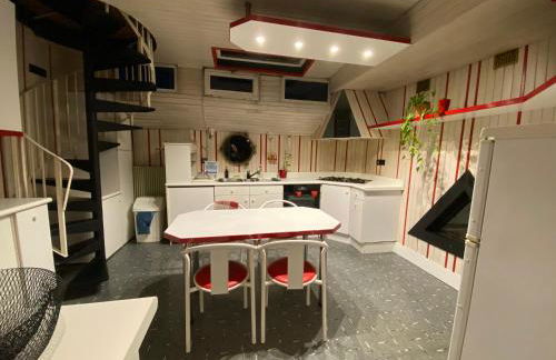 Péniche Amadeus conviviale et cosy , proche de Disney et de Paris - Foto 5