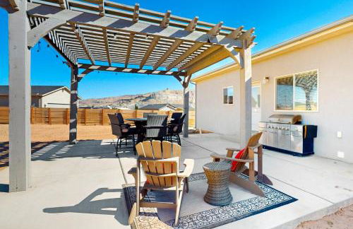 Scenic Home with Yard in Big Water, Dogs Welcome! - Foto 1