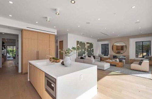 Stunning 5BR in Studio City W. Pool, and Jacuzzi - Foto 20