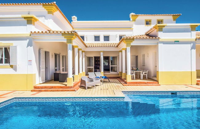 Villa Candeias - Photo 29