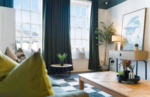 High Spec 2 BBR On High Street Near Shops - Foto 9