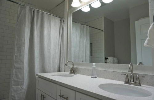 Beautiful & large newly renovated 5 bedroom house. - Foto 13