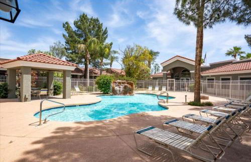 Great Amenities, Pool, Sauna Gym - Photo 27