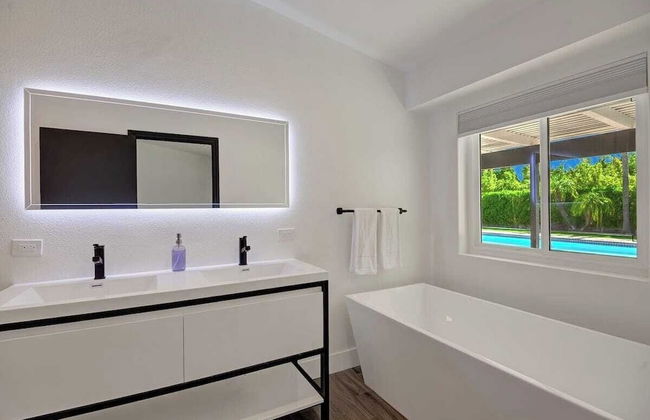 Catalina by Avantstay Fully Remodeled Palm Springs Haven + Pool Permit#3432 - Foto 13