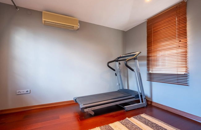 Missafir Flat With Terrace Near Istiklal Street - Photo 22