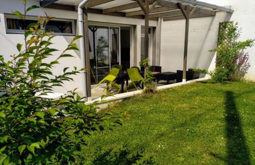 "KALEE" Appartement T3 Terrasse avec petit jardin - Photo 1