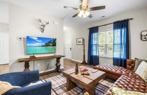 Charming 5bd - BBQ - Deck- 4mins Duke University - Photo 41