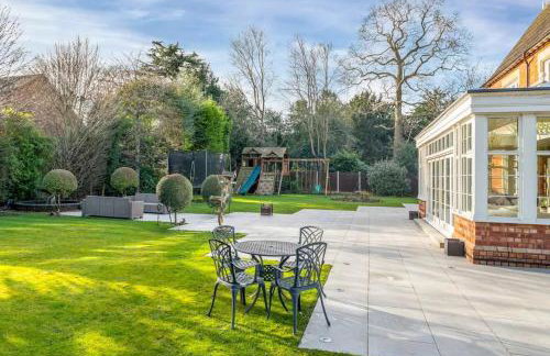 Luxury Detached House in Large Private Grounds, with Outdoor Jacuzzi and Sauna - Foto 13