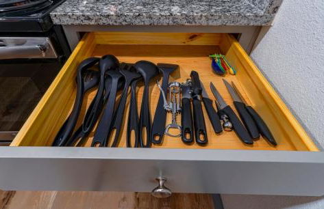 Cozy retreat minutes from stadiums - Photo 28