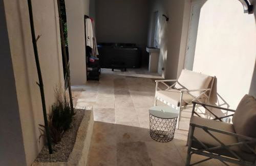 Reve de Panda avec Sauna et Jacuzzi Privatif - Foto 16