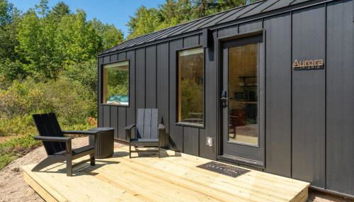 Aurora Nook-Cabin with Shower & Queen Bed - Foto 2