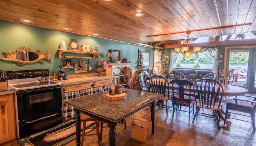 Lakeside Log Cabin! Blessings & Memories Abound! - Foto 5