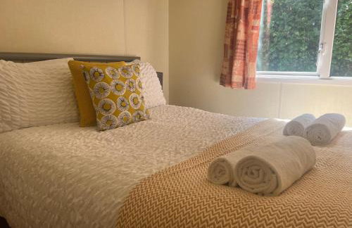 Gold 10 - Cornish Coastal Retreats - Photo 8