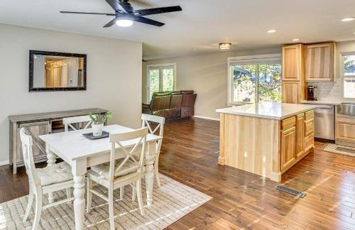 Golf, Hike, Dine and Relax Home in Port Orchard - Foto 1
