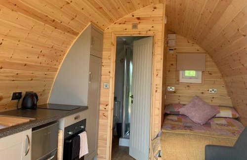 Waterpump Pod for 2 adults with ensuite in the Suffolk Countryside - Photo 5